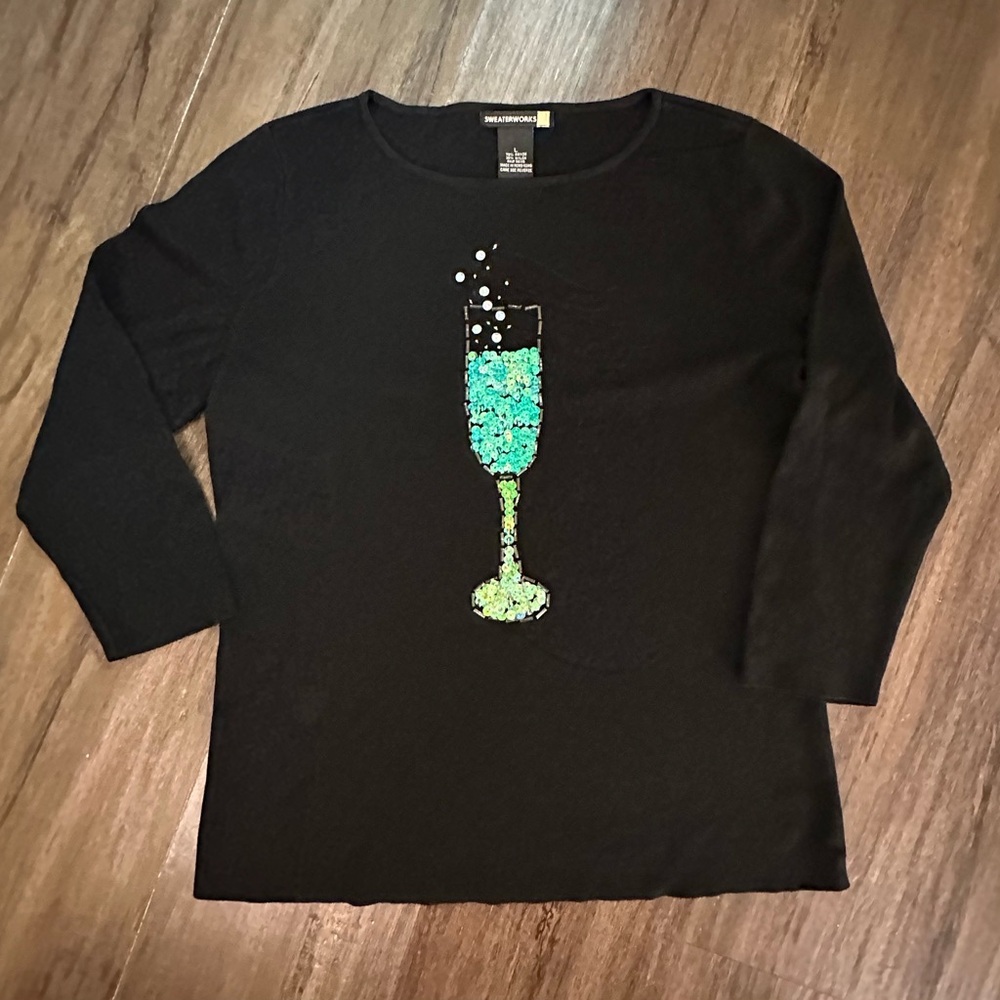 CUTE Sweaterworks Sparkly Sequin Champagne Glass Sweater. Size L.